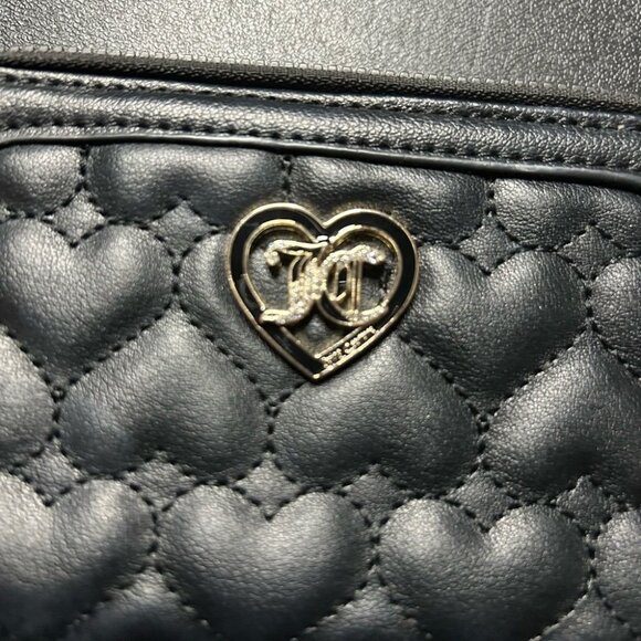Juicy Couture Black Heart Double Zip Around Wallet - Picture 6 of 10